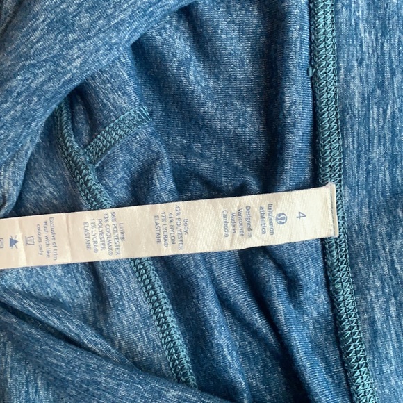 Women’s LULULemon loose fit tights, size 4 - Picture 3 of 4